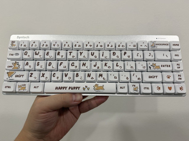 可愛すぎて困っちゃう？コーギーモチーフデザインの「Syntech Chronos G68LP」は薄くて軽いメカニカルキーボード