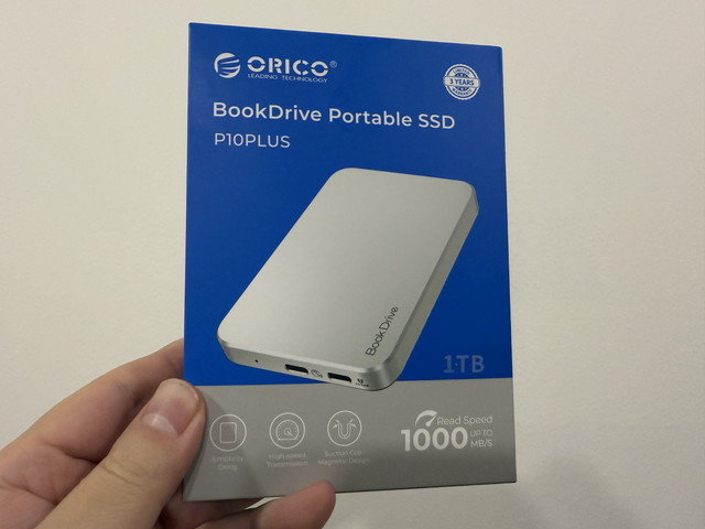 背面ピタッで容量不足を解決！最大100W給電＆10Gbps爆速転送の「ORICO BookDrive P10Plus」が素敵すぎる